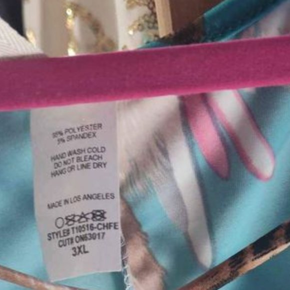 Plus size top 3xl - Picture 4 of 4